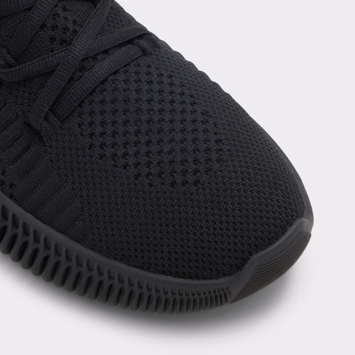 Close-up of the Black Gilga Jogger sole sneaker