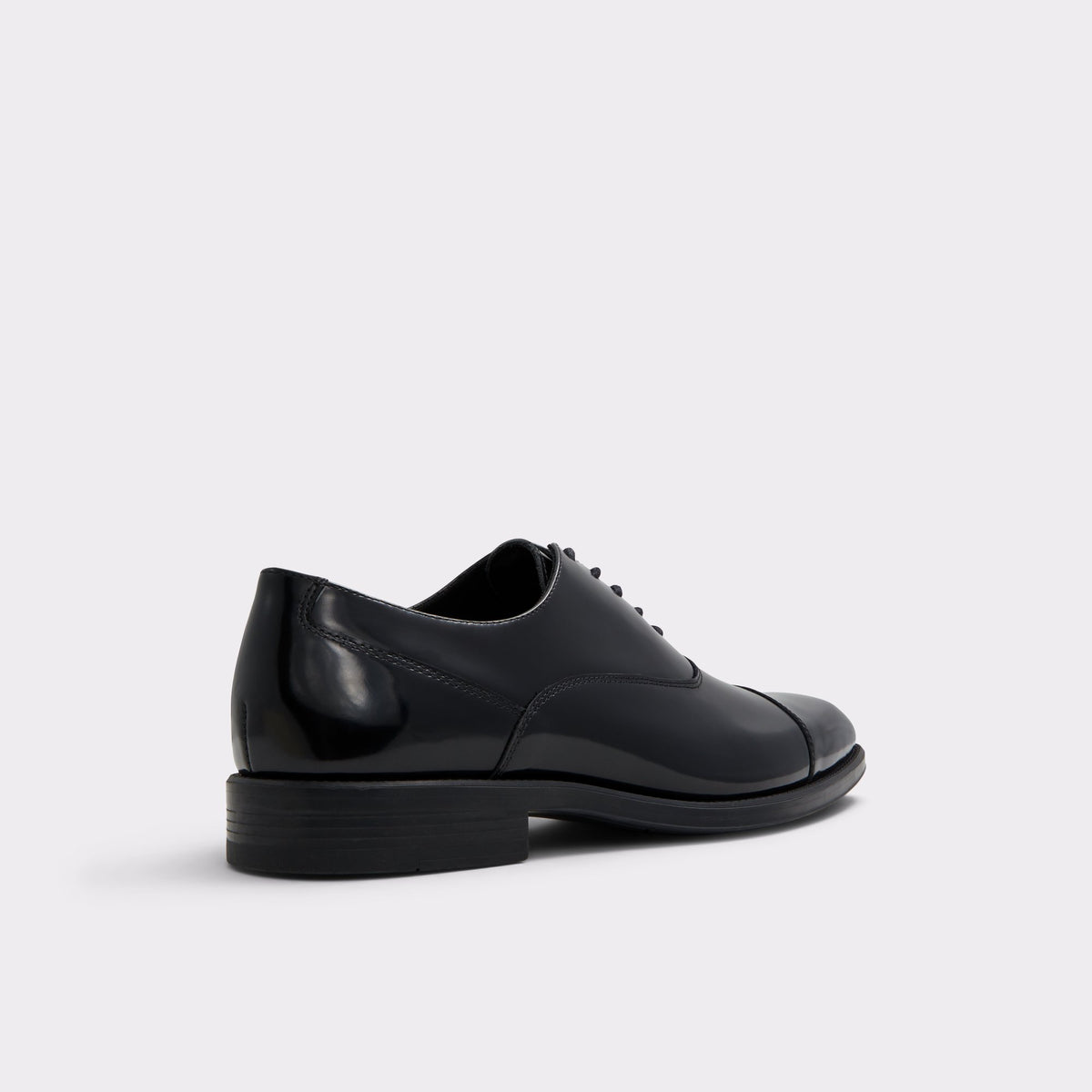 Angle de trois quarts de l'arrière de Noir Tozzi Chaussure Oxford