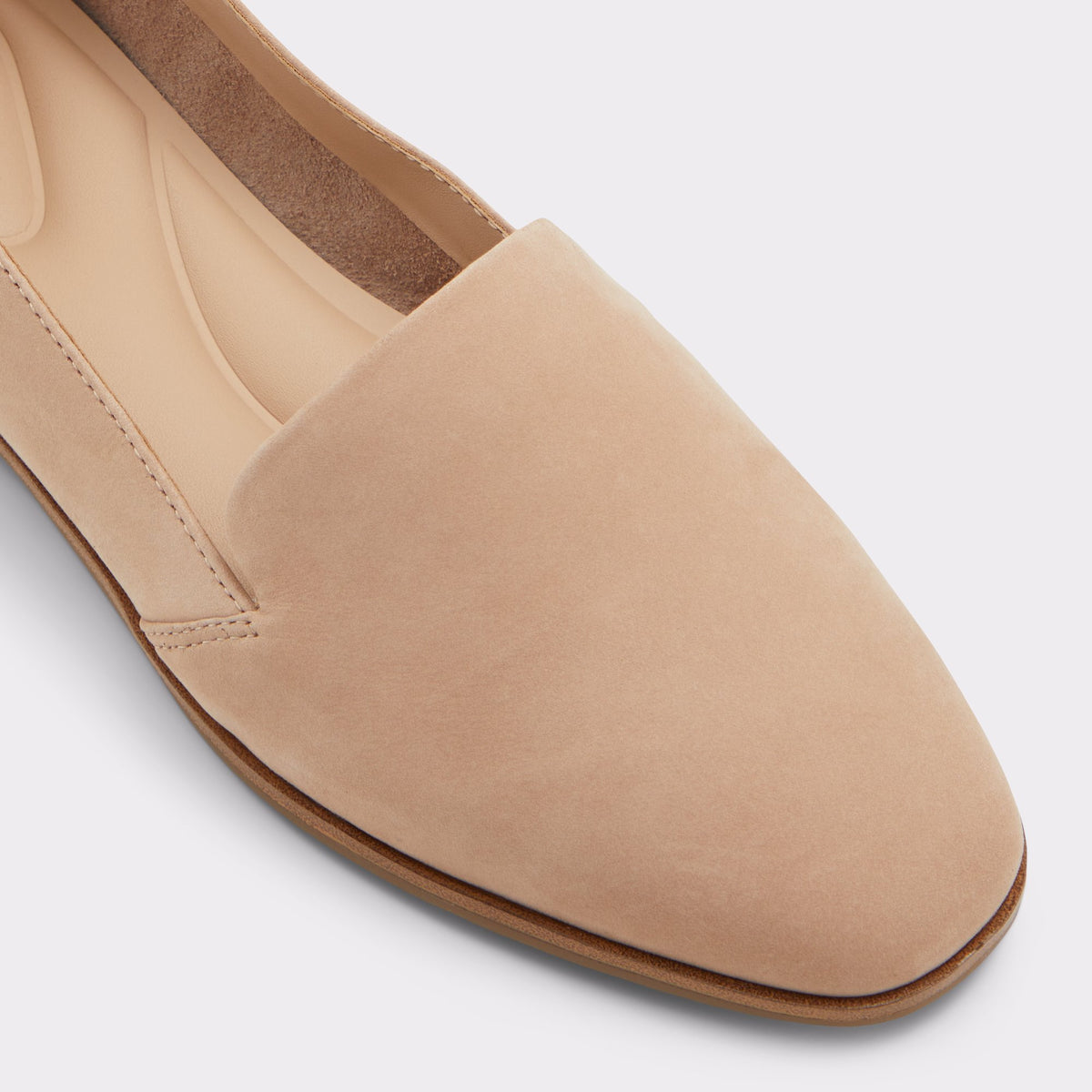 Close-up of the Bone Veadith2.0 Slip-on