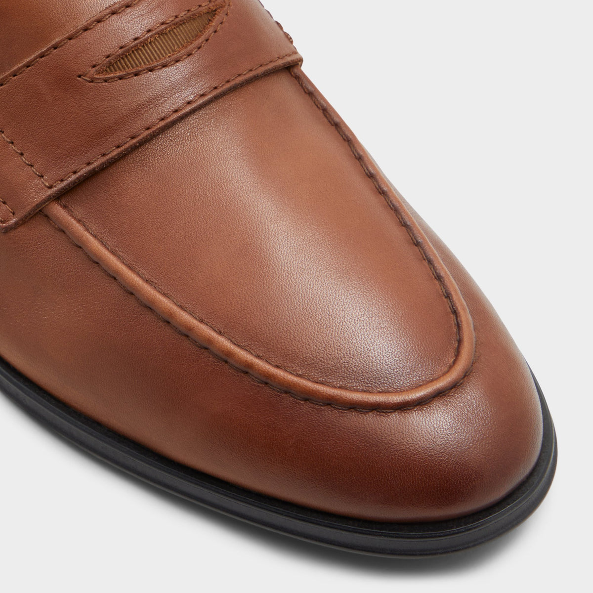 Close-up of the Cognac Journey Loafer
