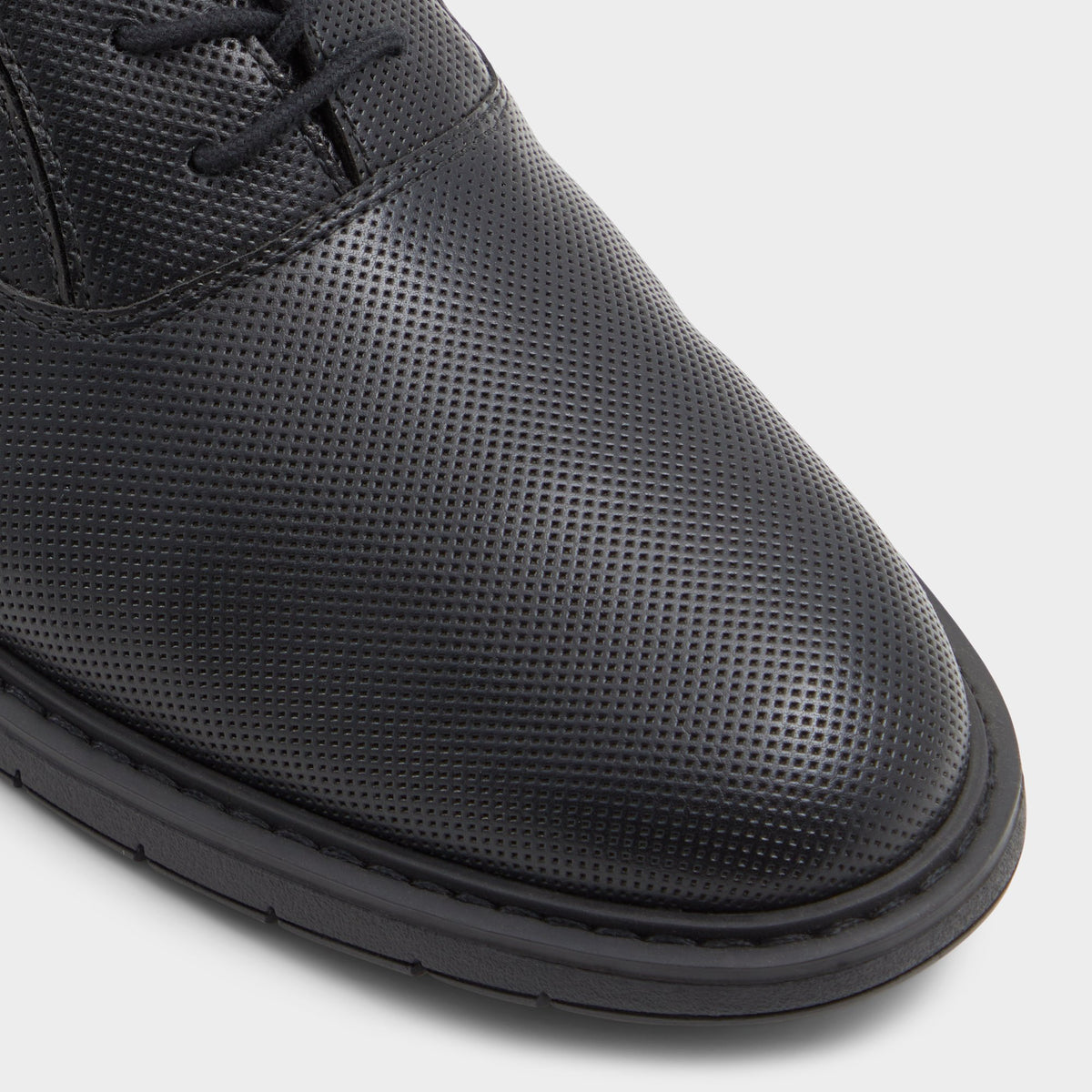 Close-up of the Black Waylen Oxford shoe