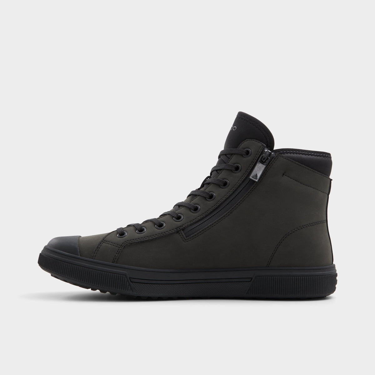 Side view of Black Overflow Estanqueiro Lace-up boot