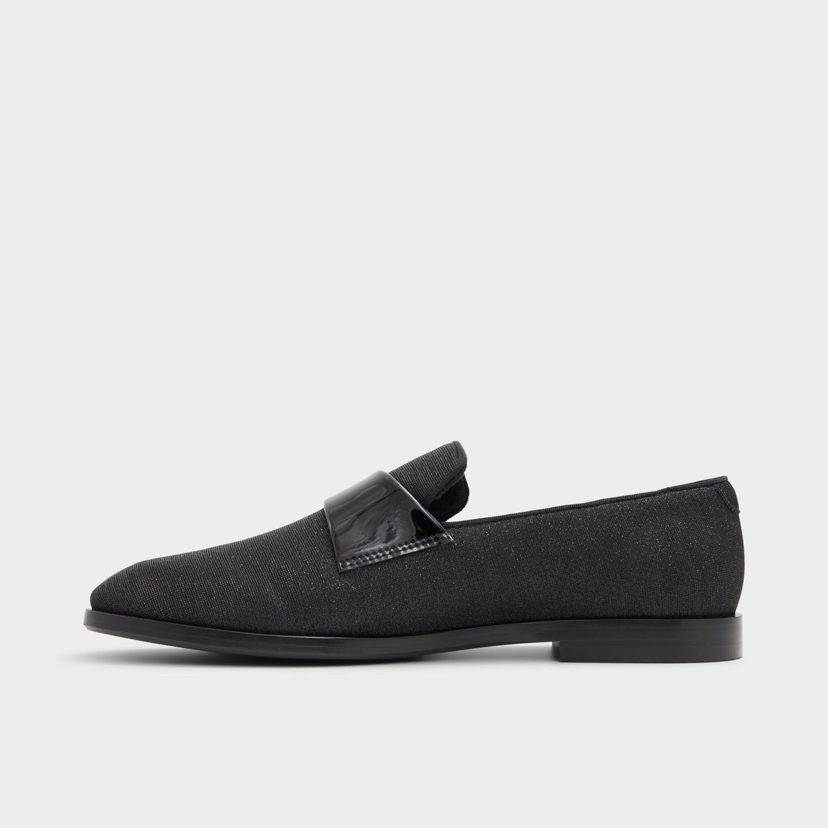 Vue latérale de Autre Noir Brantley Mocassin
