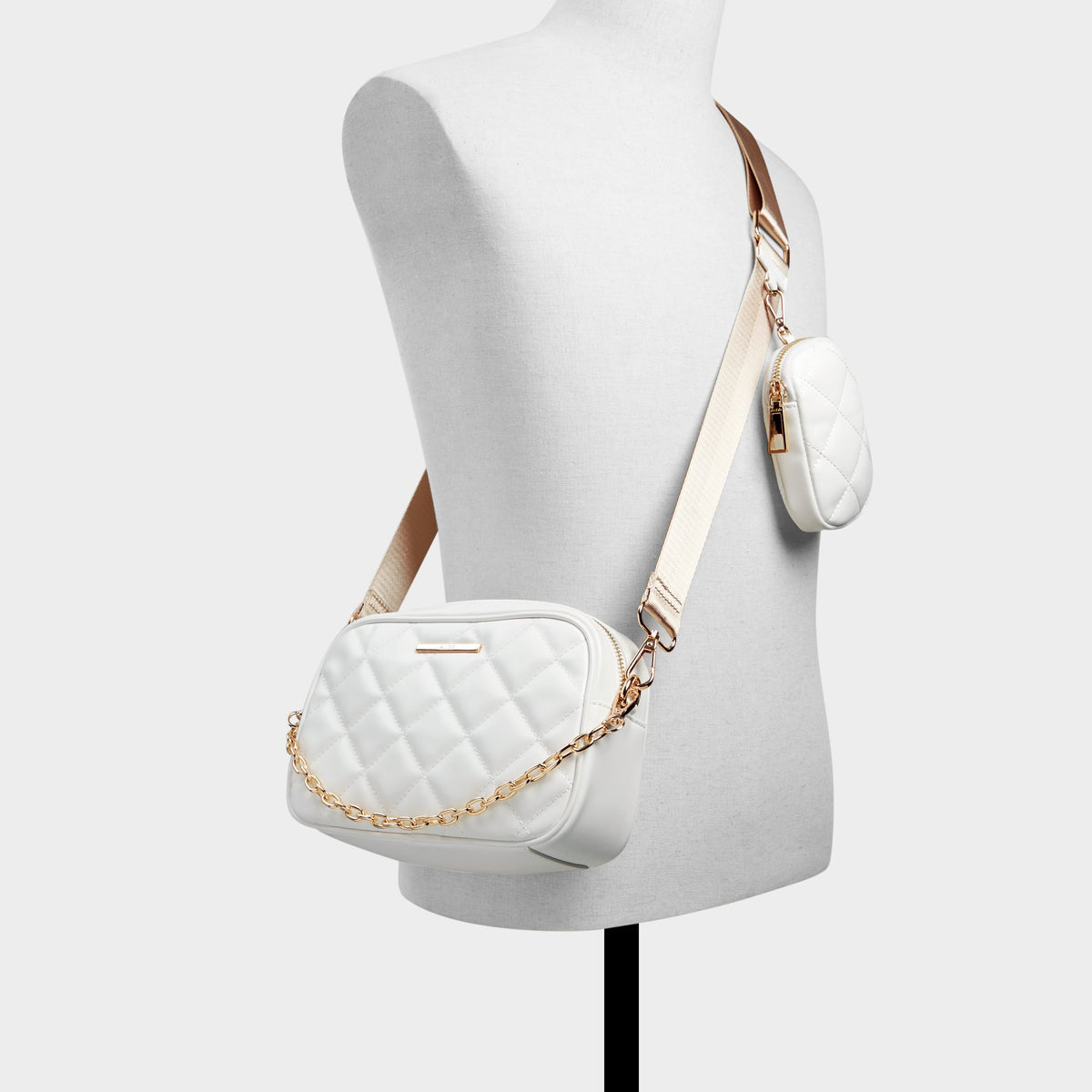 Product media for Evelia