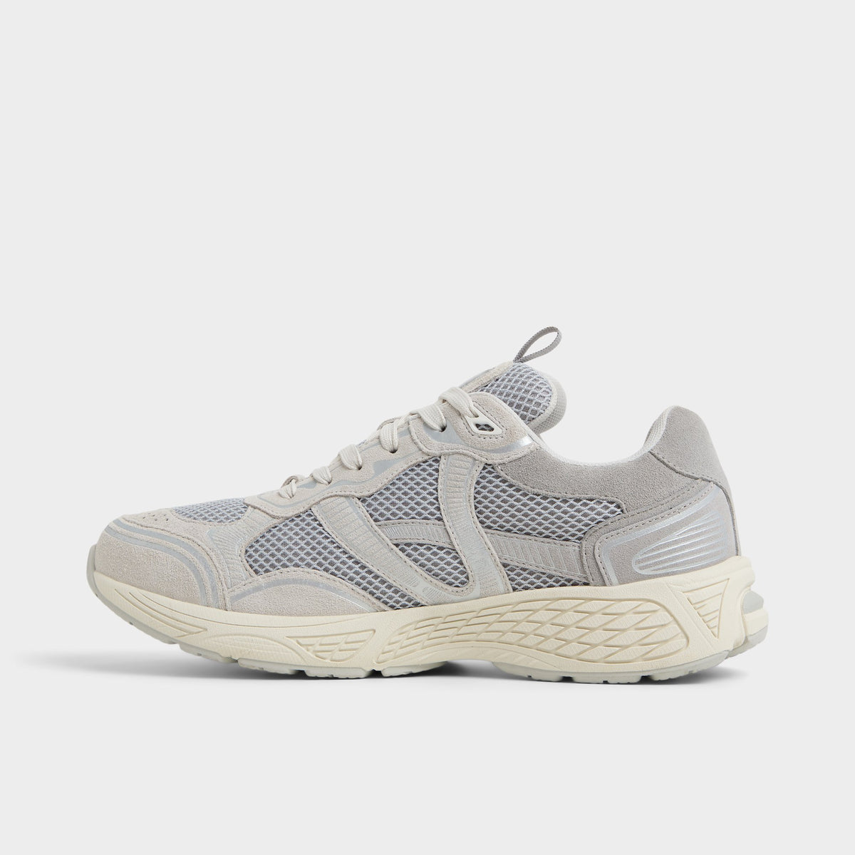 Side view of Grey Blade Low top sneaker