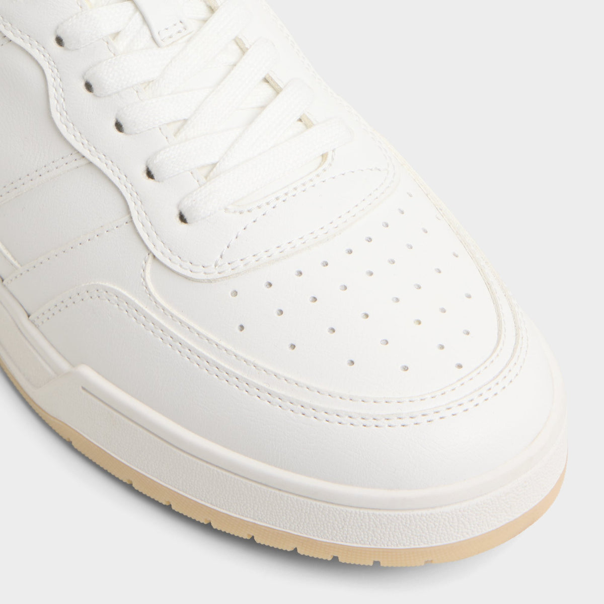 Gros plan de la Blanc Topper Sneaker bas