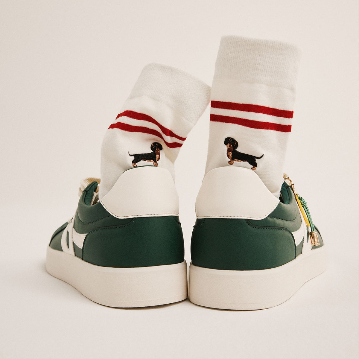 Product media for Mtl1972snkr-m