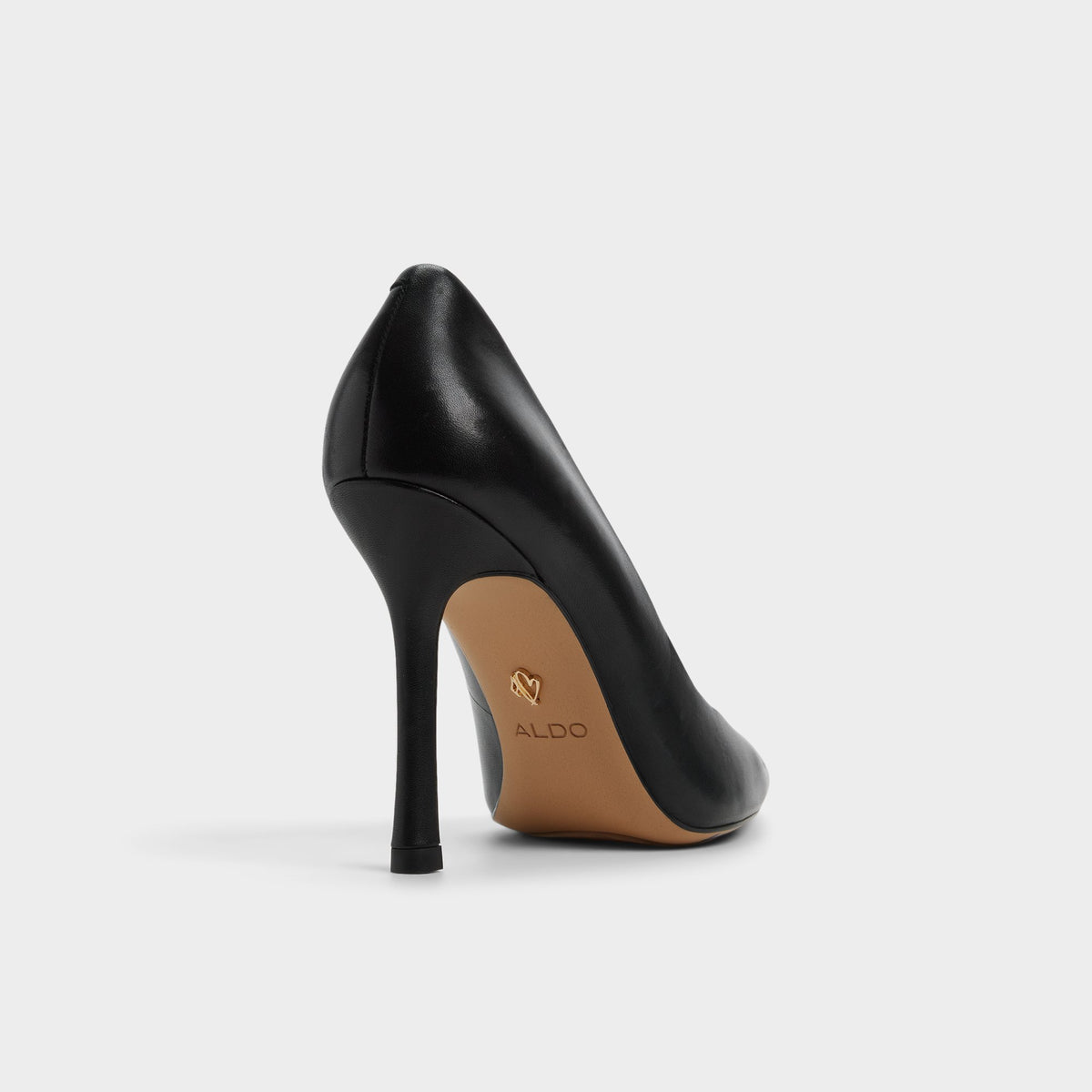Three-quarter angle of Black Stessy3.0 Pump's back side