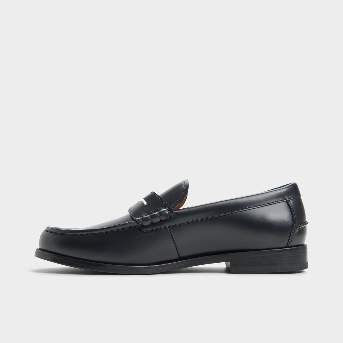 Vue latérale de Noir Jarom Mocassin
