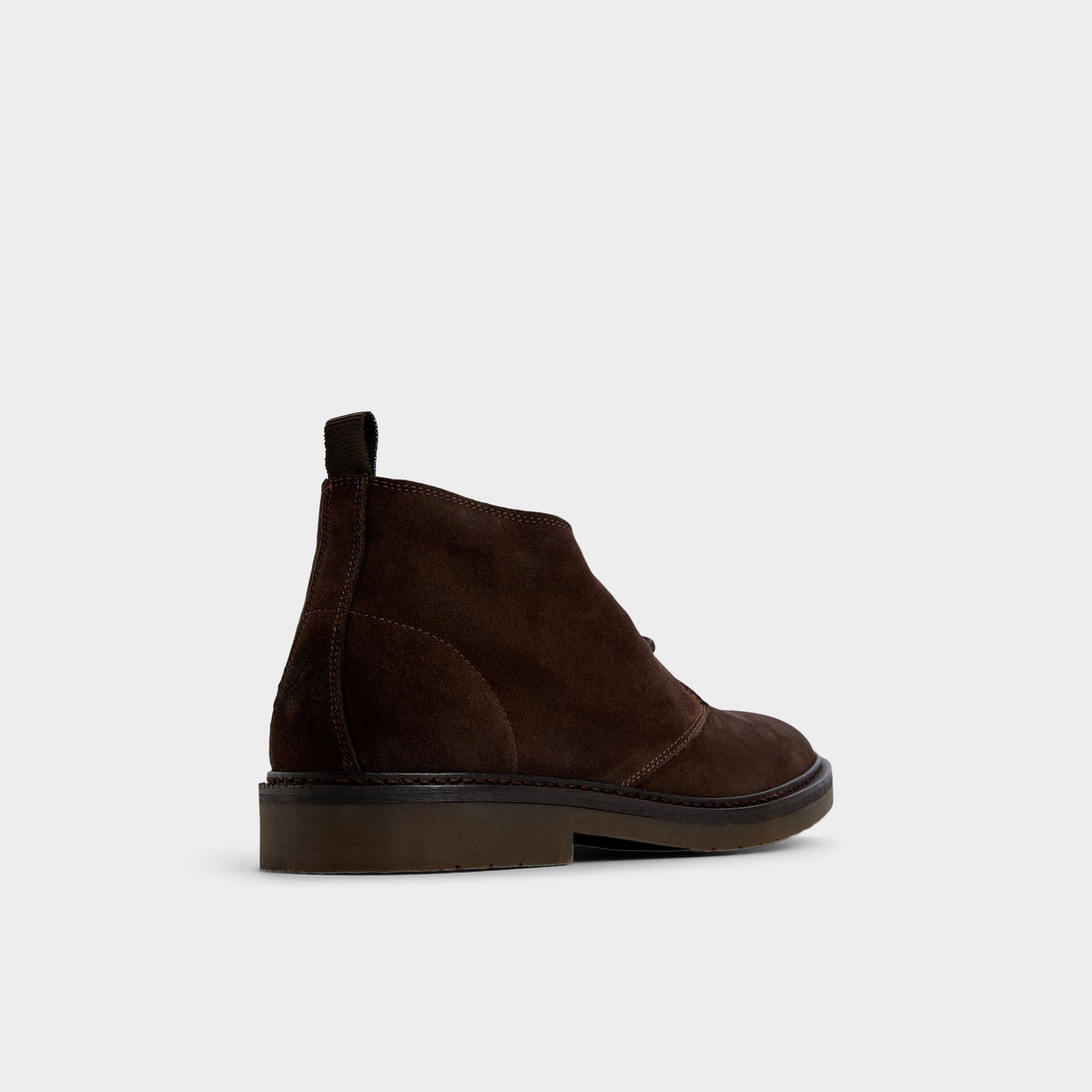 Angle de trois quarts de l'arrière de Marron Foncé Zucca Botte Chukka