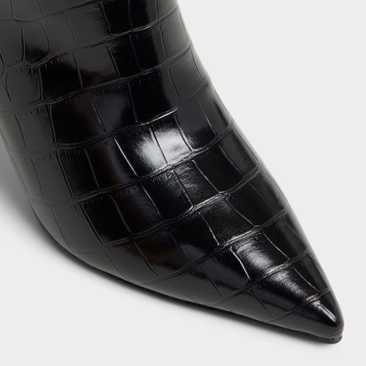 Close-up of the Open Black Heathher