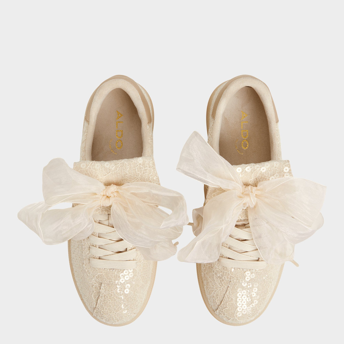 Top-down view of the Other white Itsneaker Sneaker