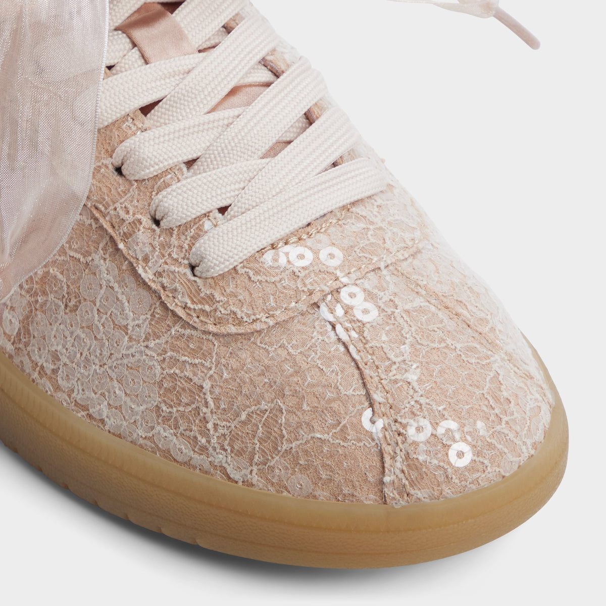 Close-up of the Light pink Itsneaker Sneaker