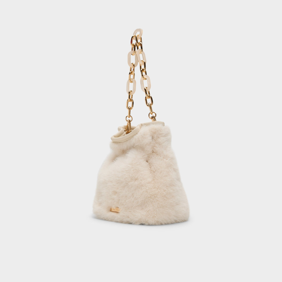 Product media for Ilynnaa