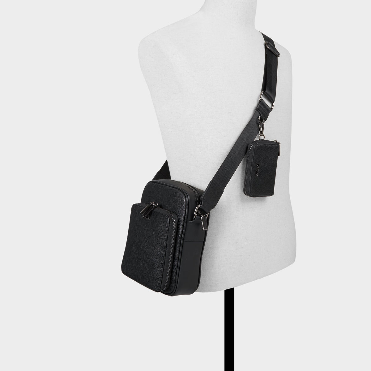 Product media for Maximiliann