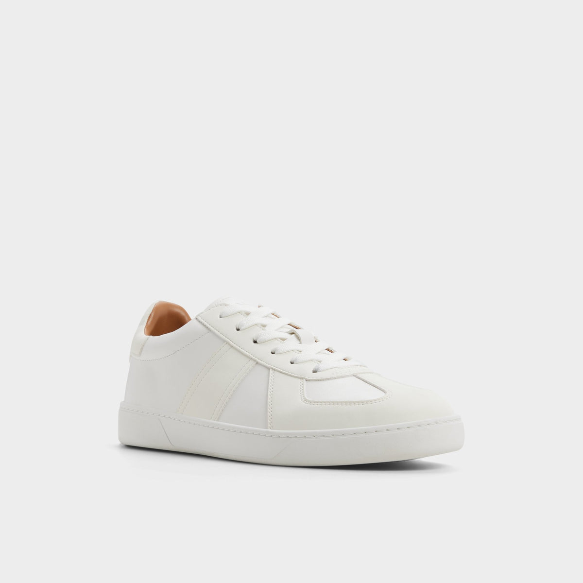 Three-quarter angle of White overflow Fender Low top sneaker's front side