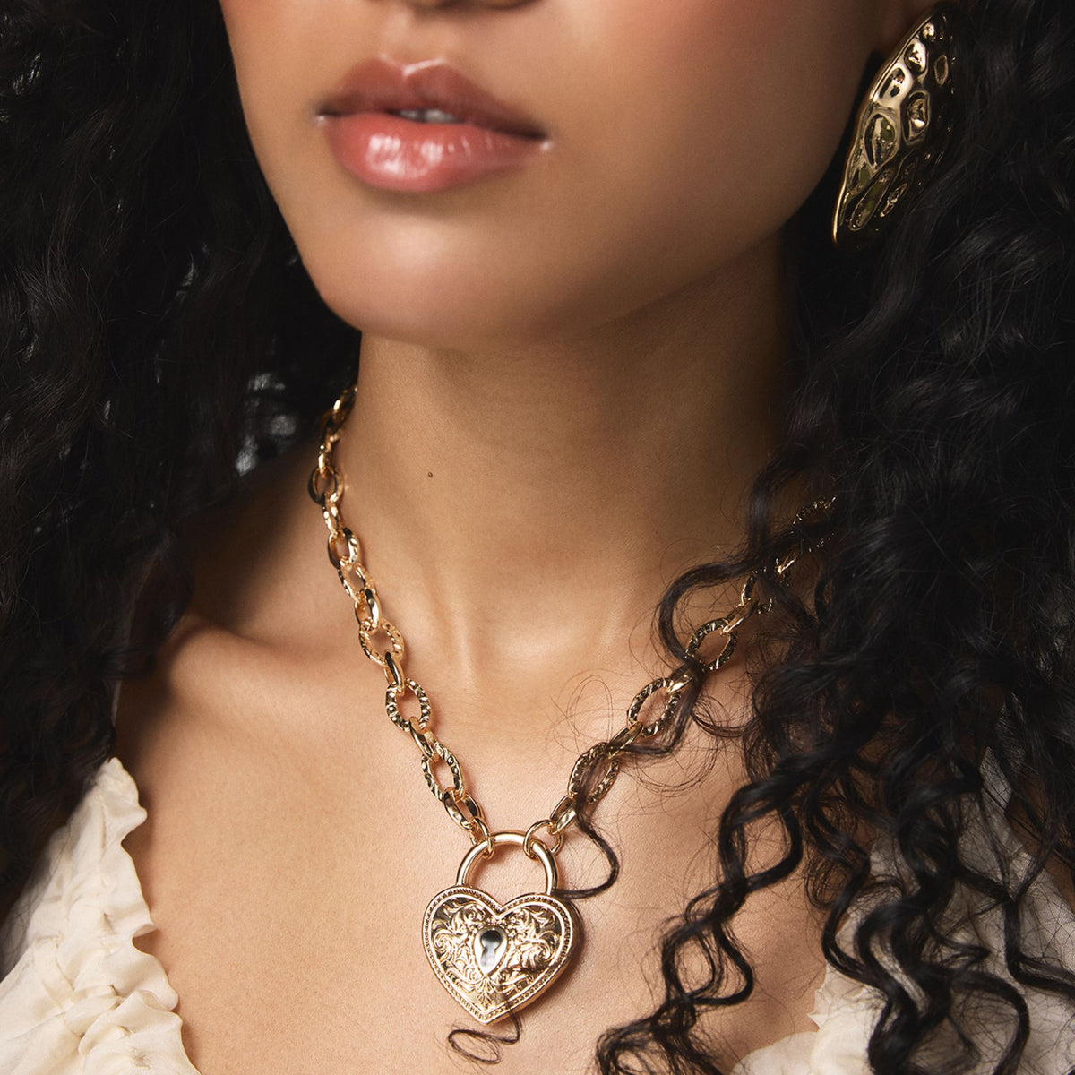 Product media for Luvella
