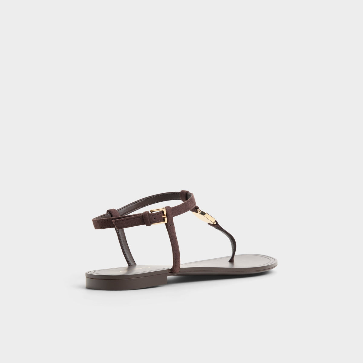 Angle de trois quarts de l'arrière de Marron Foncé Sandstone T-strap sandal