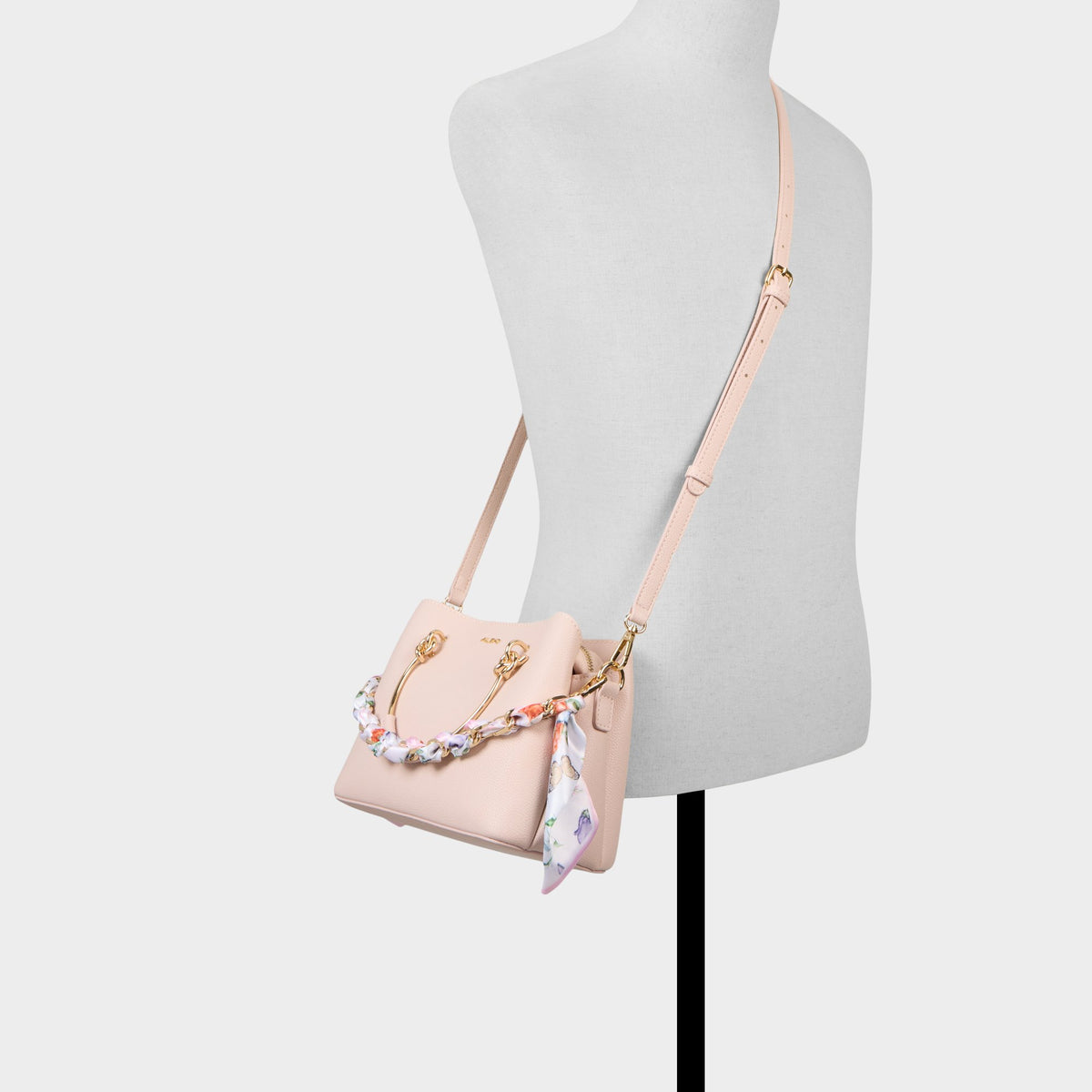 Product media for Calanthee
