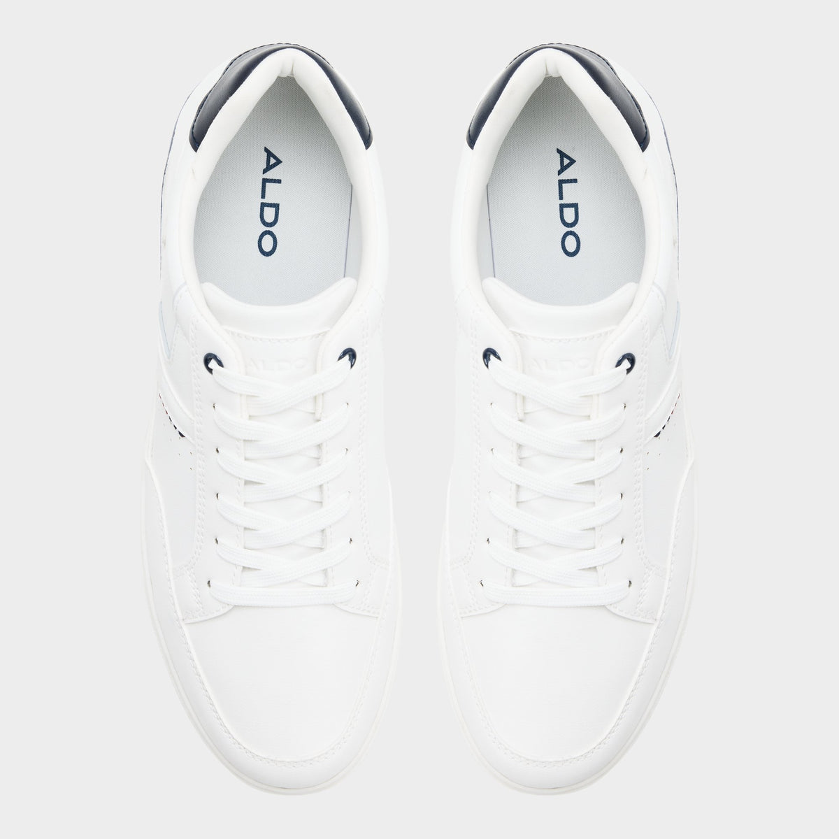 Top-down view of the White Jenkin Low top sneaker