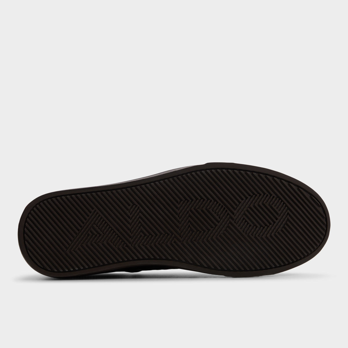 Vue de la semelle de Brun foncé Courtline Low top sneaker