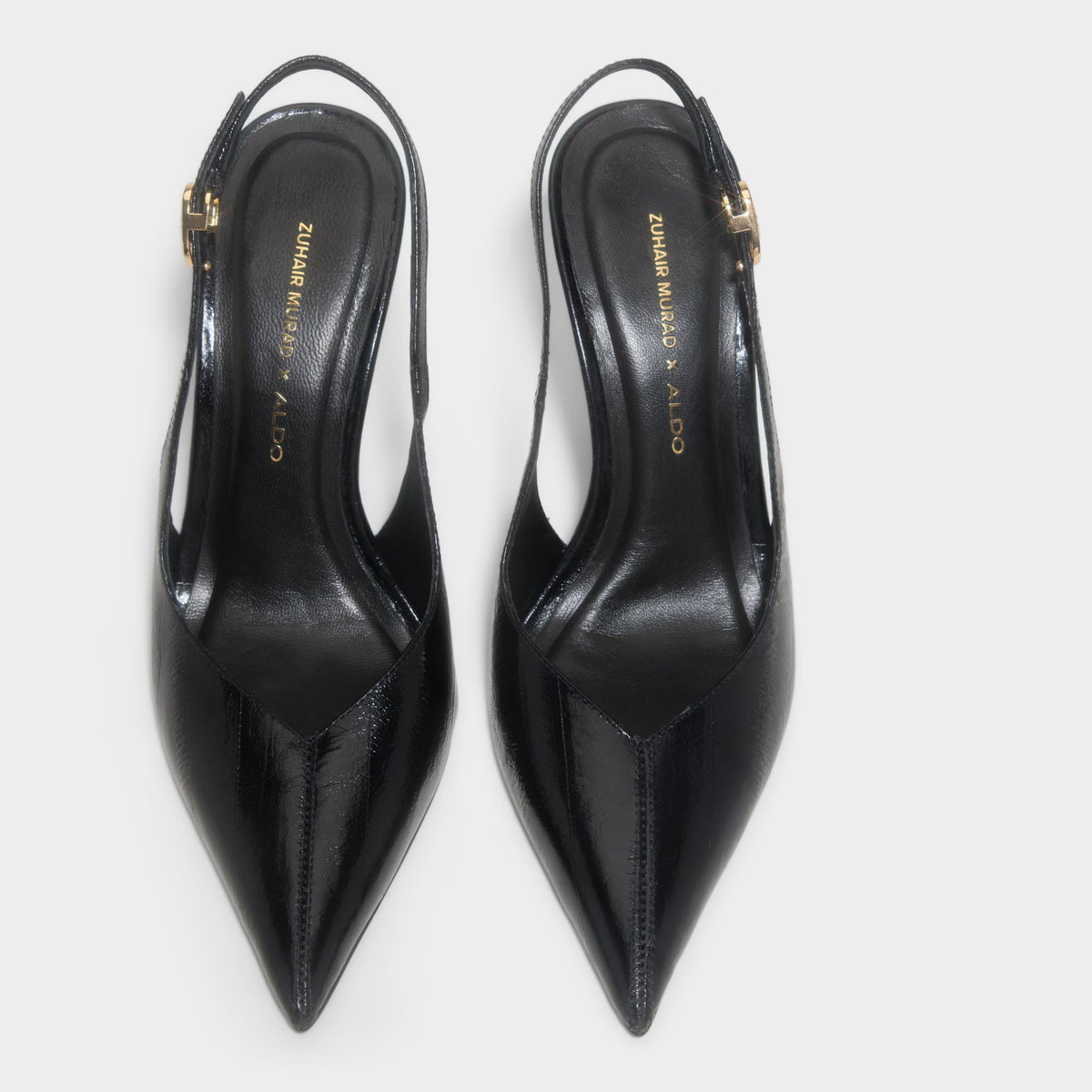 Angle de trois quarts de la face avant de Noir ZUHAIR MURAD x ALDO Sandale à Bride Arrière