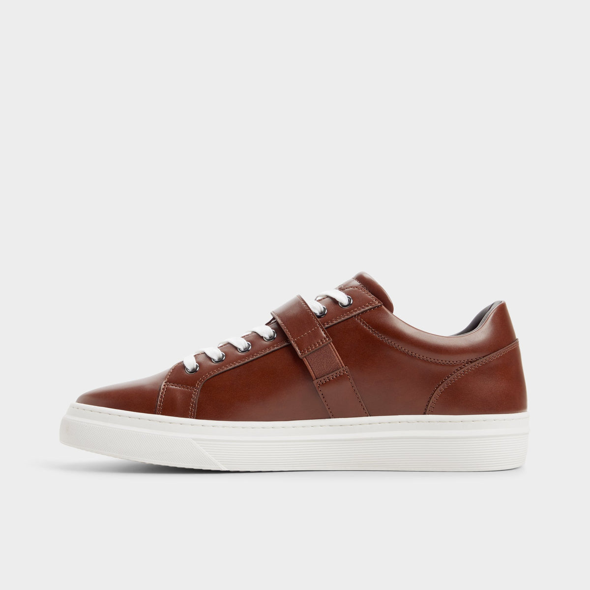Side view of Tan Iann Low top sneaker