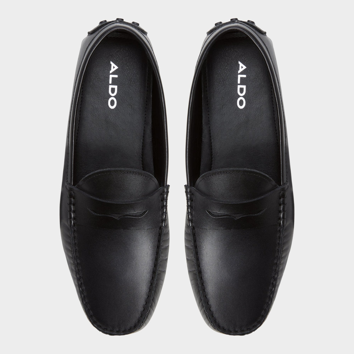 Vue de dessus de la Noir Jaritt Mocassin