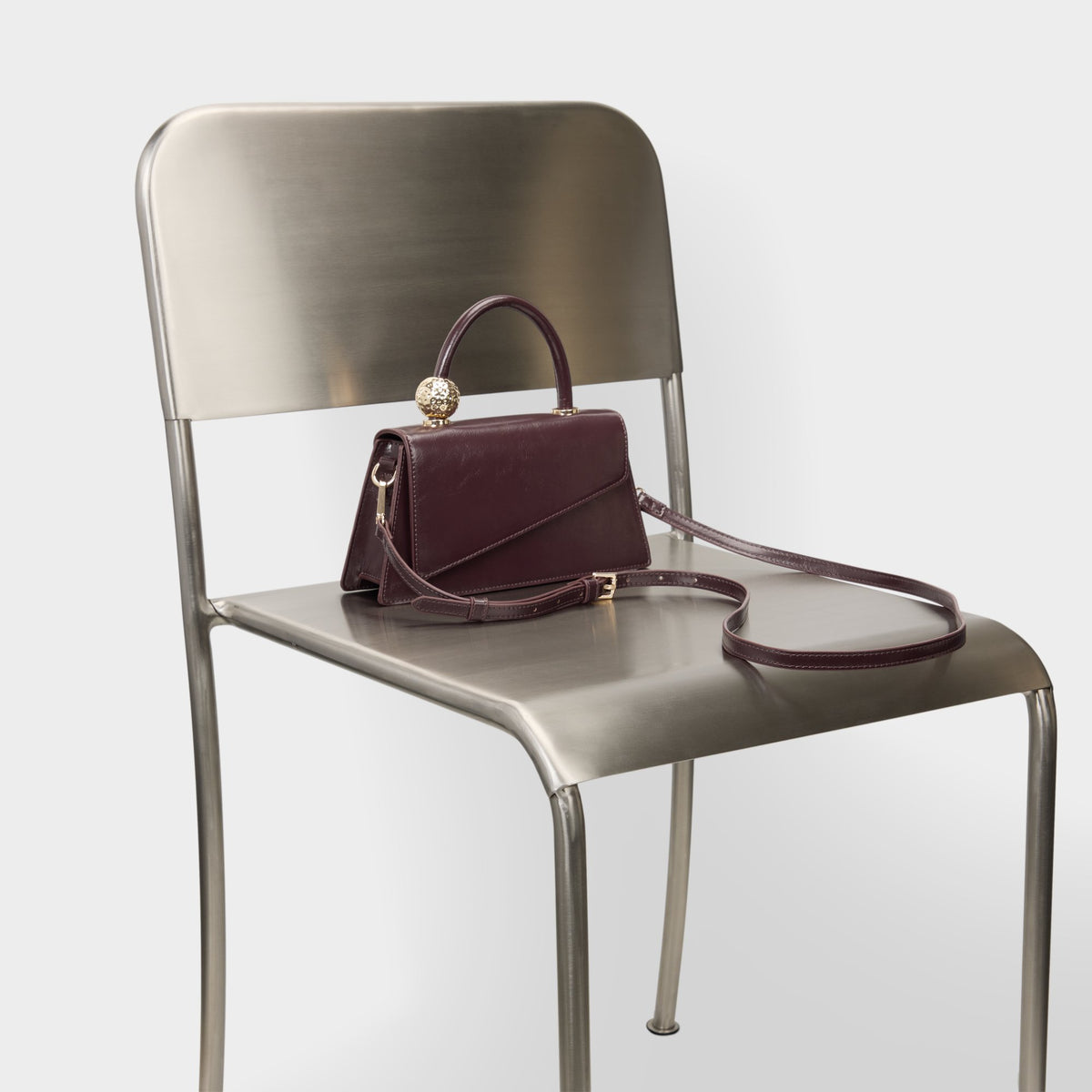 Product media for Zarriza