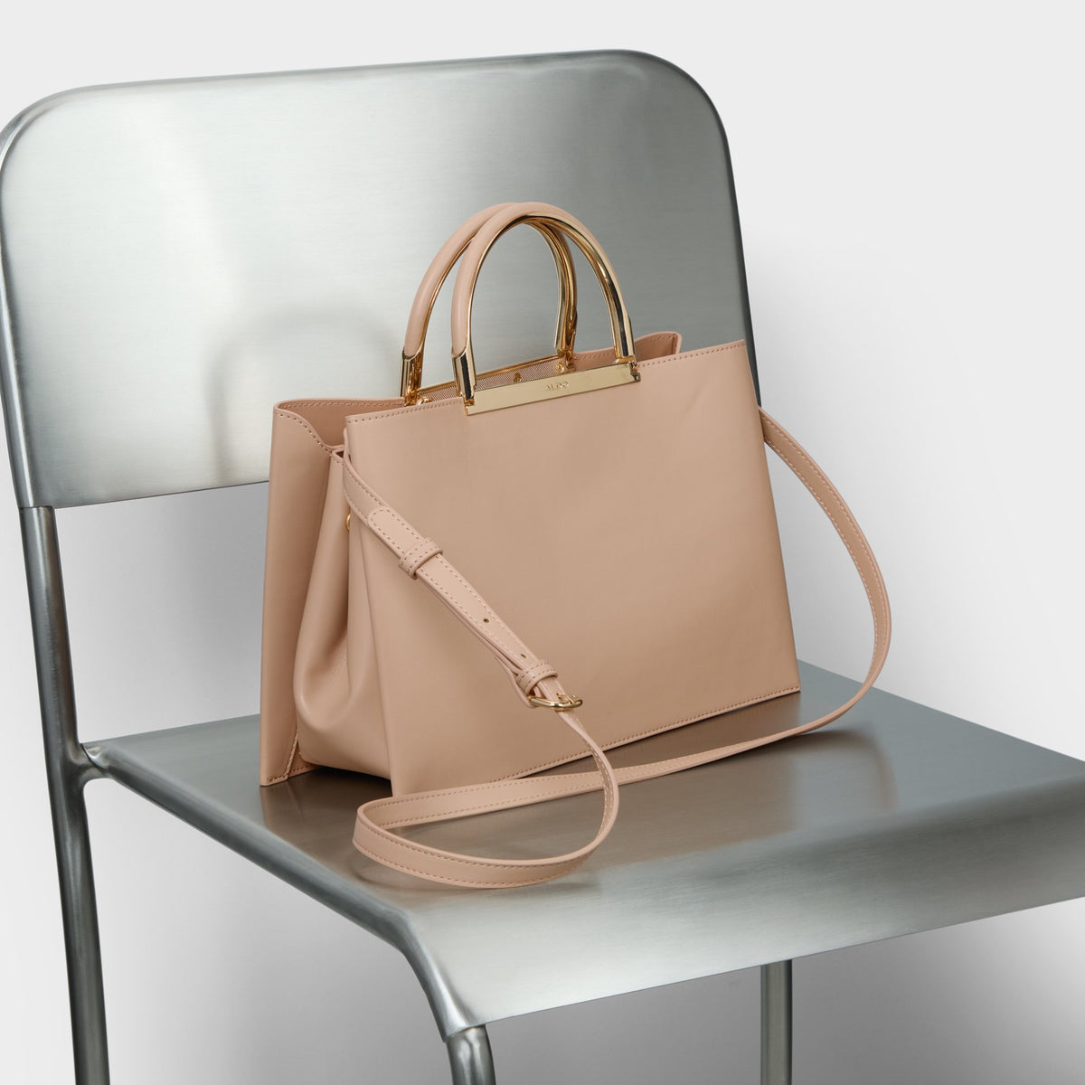 Product media for Carrolynee